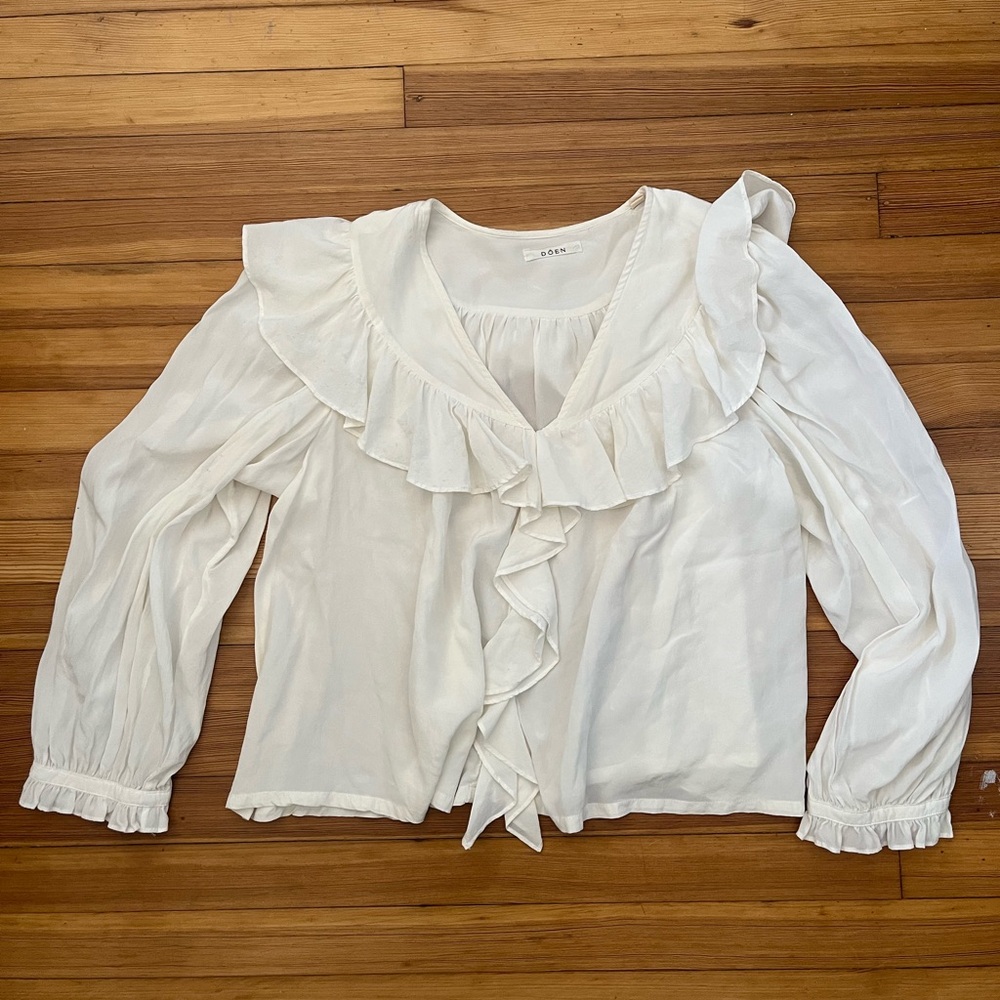 DOEN Sula White Ruffled Blouse